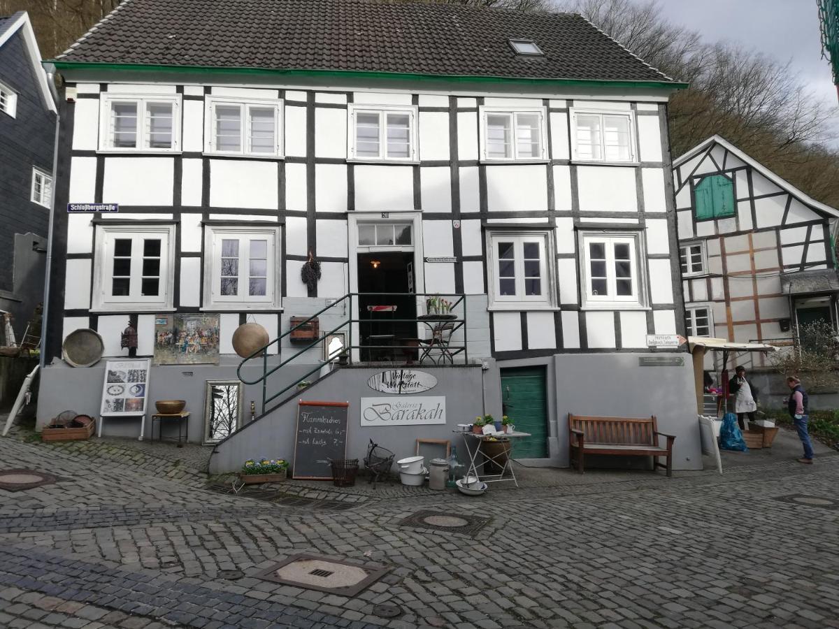 Ferienwohnung Am Schlossberg Solingen Bagian luar foto
