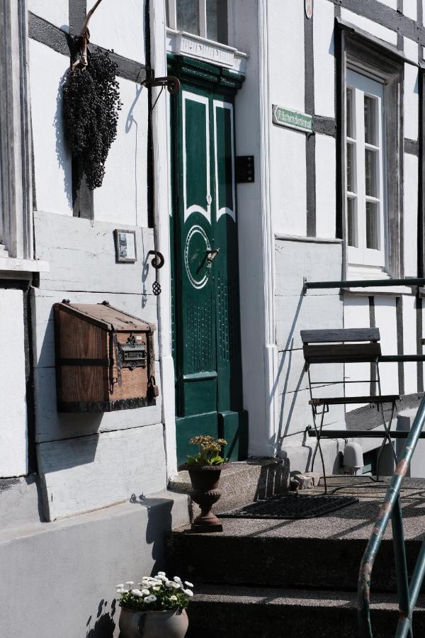 Ferienwohnung Am Schlossberg Solingen Bagian luar foto