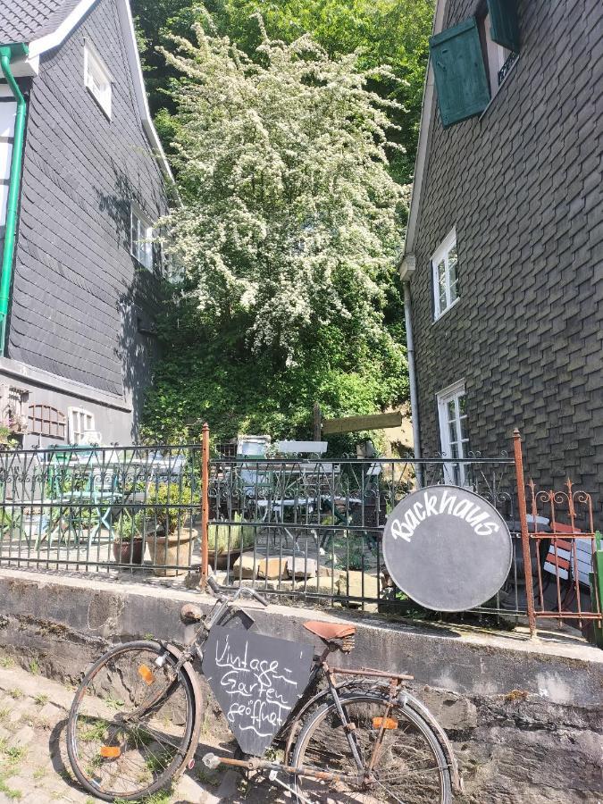 Ferienwohnung Am Schlossberg Solingen Bagian luar foto